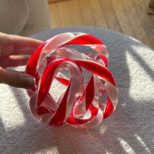 Tizo Handblown Red and White Decorative Glass Knot